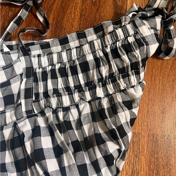 Dress size Medium - Picture 4 of 5